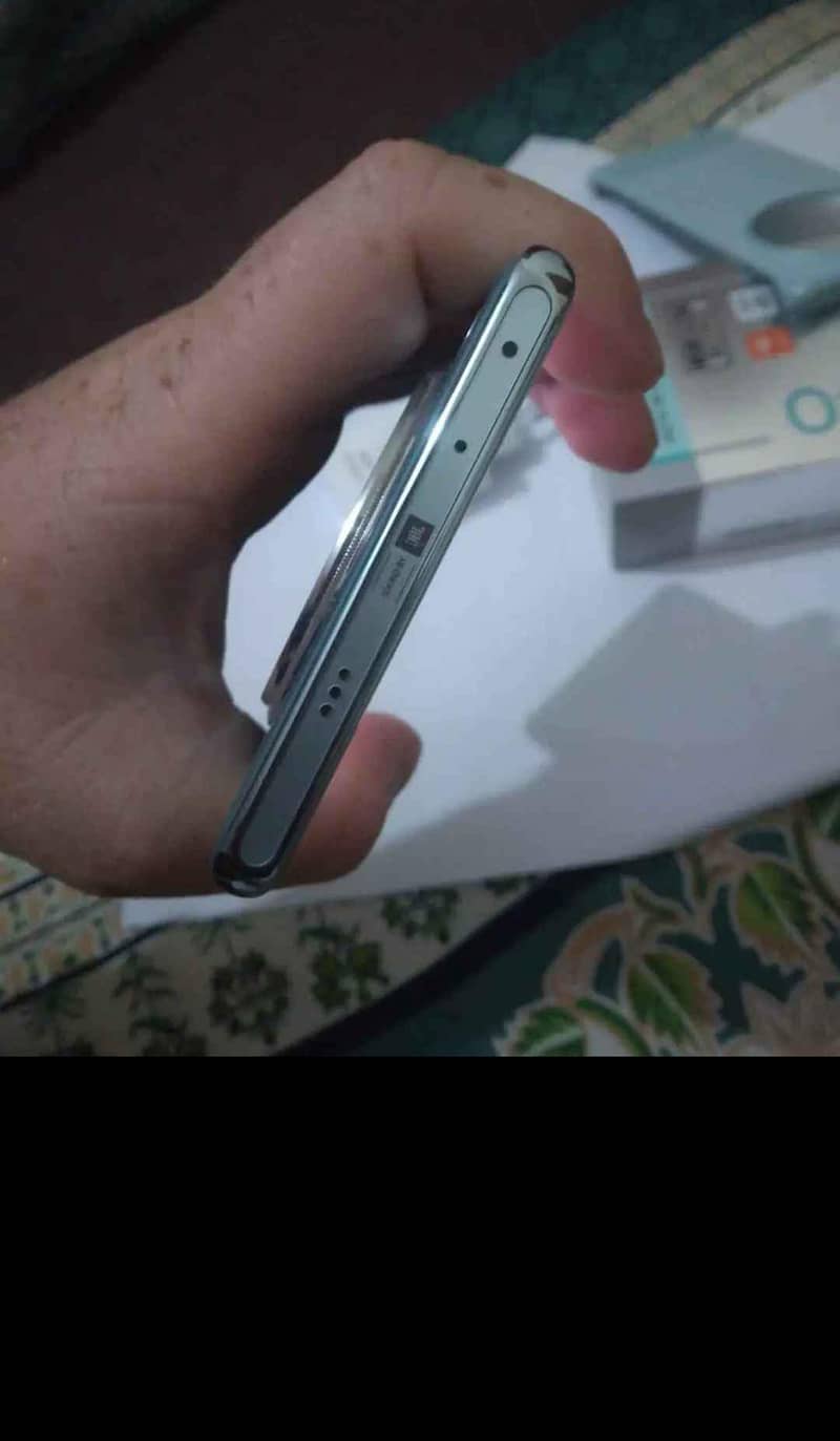 Infinix Zero 40 4
