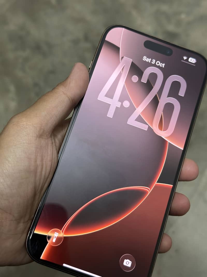 Apple iPhone 16 Pro Max 6
