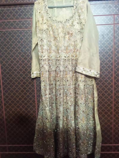 Beautiful Maxi Dress for Sale – Excellent Condition