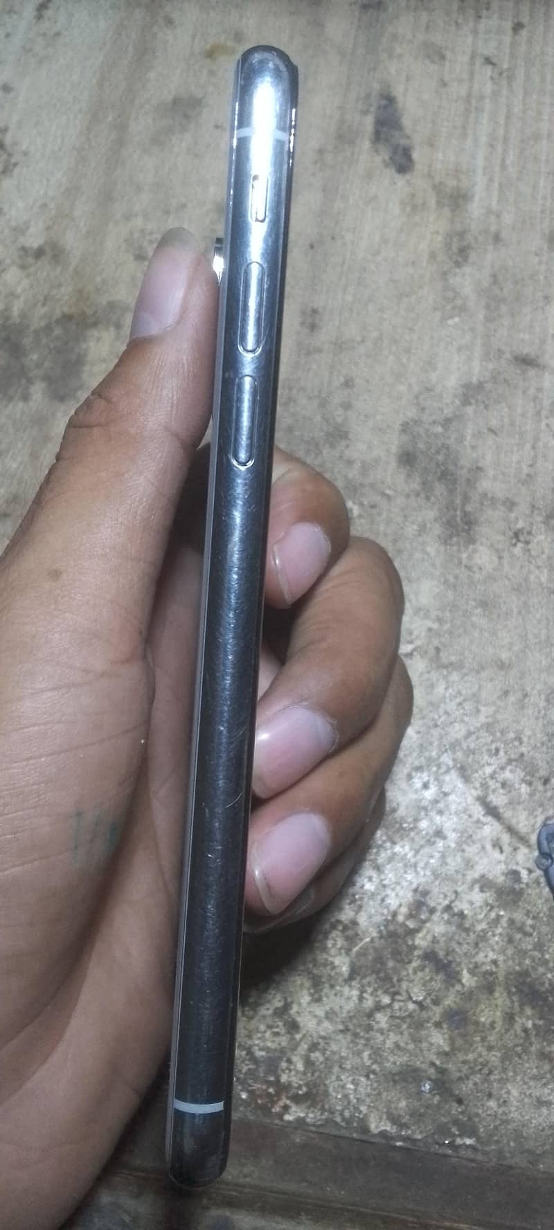 Apple iPhone X 3
