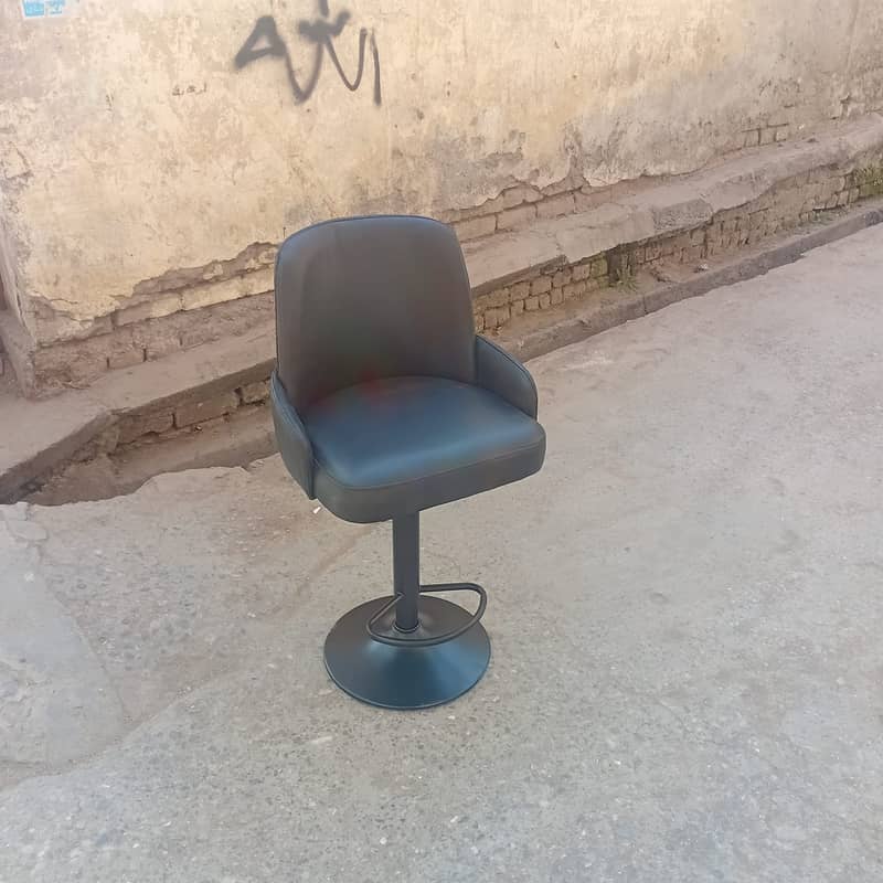 Bar Stools /Cafe Stools / Stools 12