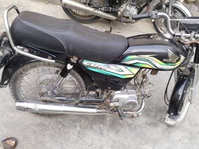 all ok Honda cd 70 23 model engine seld hai Karachi number