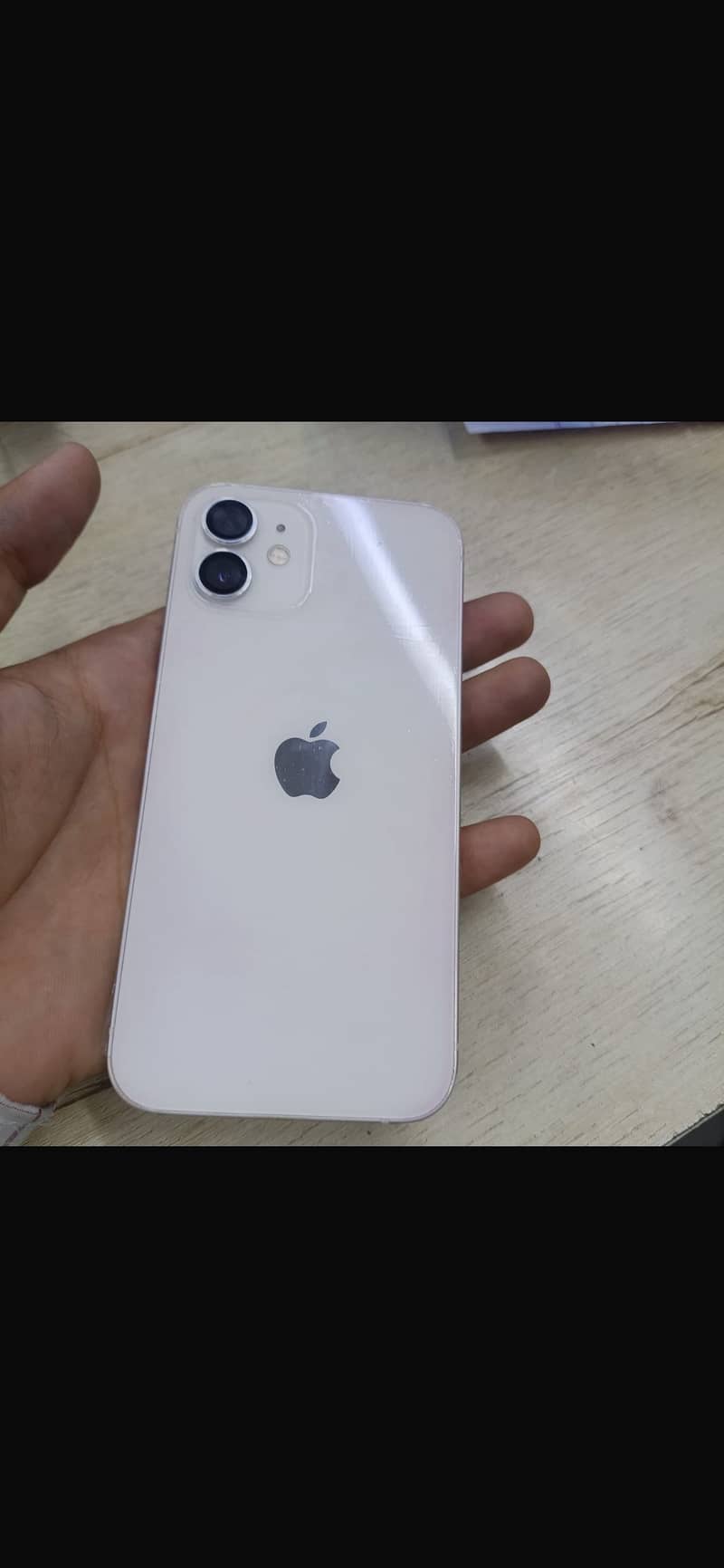 Apple iPhone 12 1