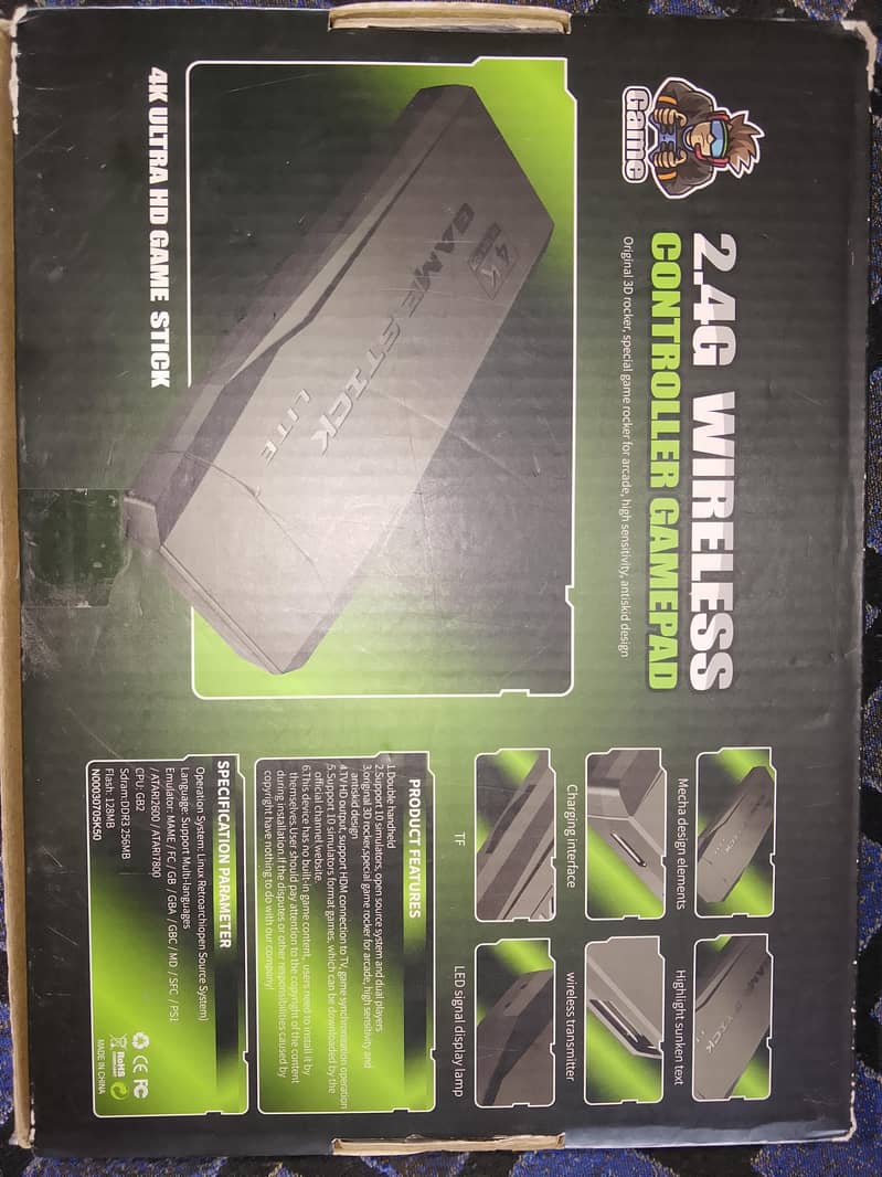 2.4G Wireless Game Controller 1