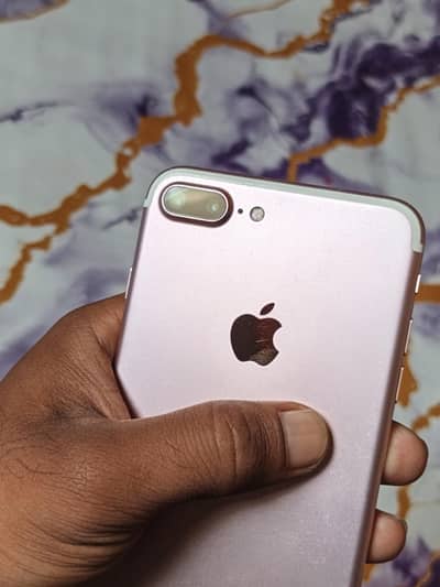 iPhones 7 plus 32gb