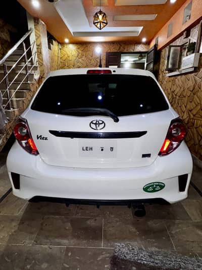 Toyota Vitz 2017