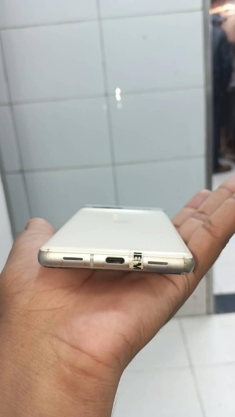 Google Pixel 7a 1