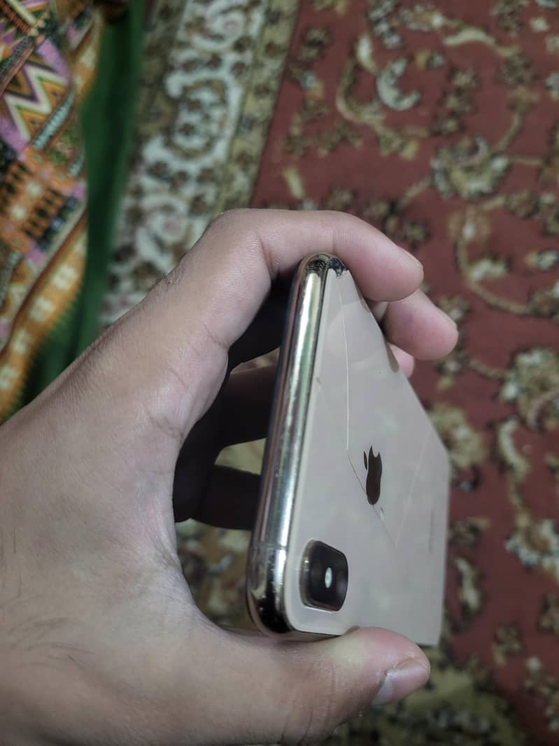 iPhone XS Max 2