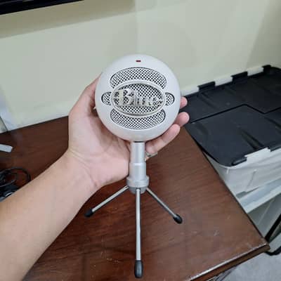 Logitech G Blue Snowball iCE Plug And Play USB Microphone