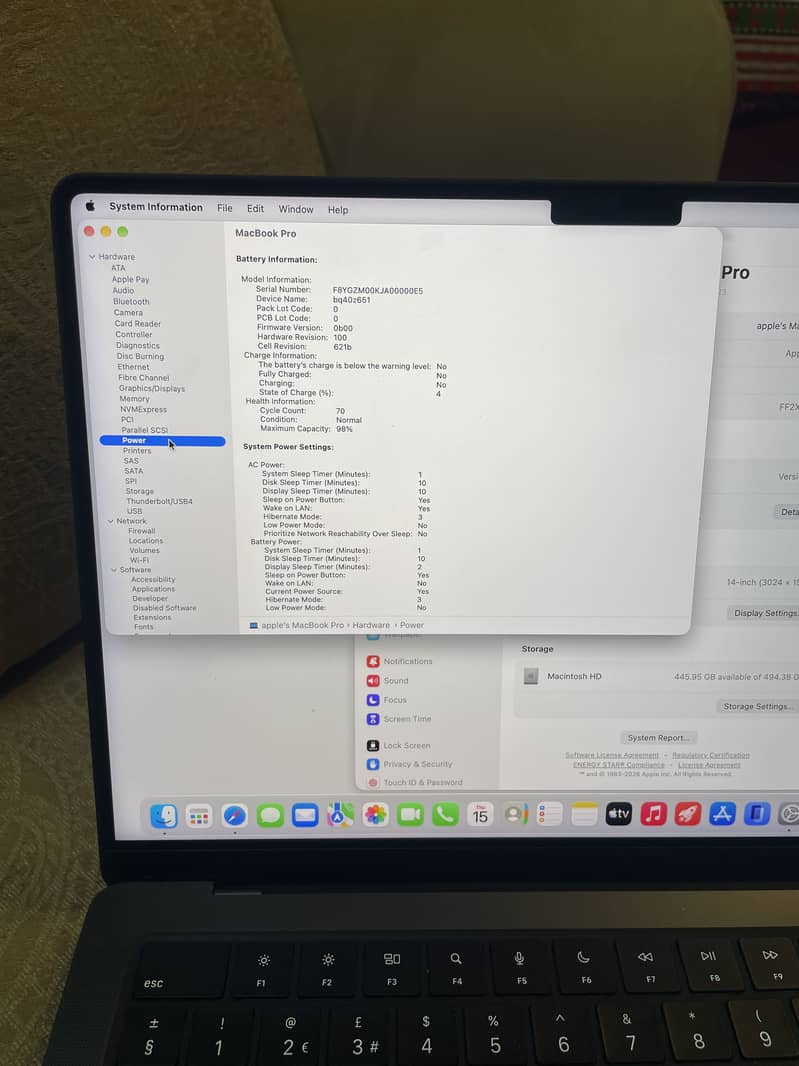 MacBook pro m3 pro chip 3