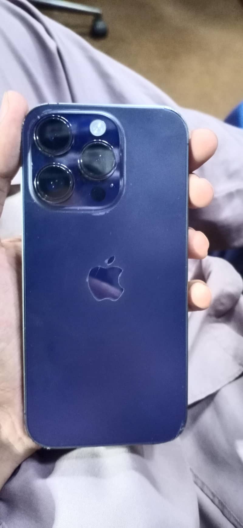 Apple iPhone 14 Pro 0