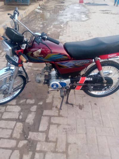 Honda 70 2021 model complete documents condition 10/10