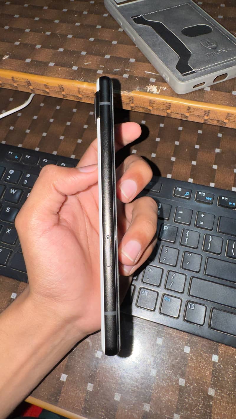 Google Pixel 6a 3