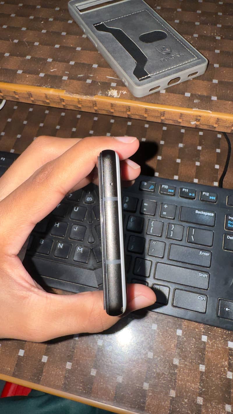 Google Pixel 6a 5
