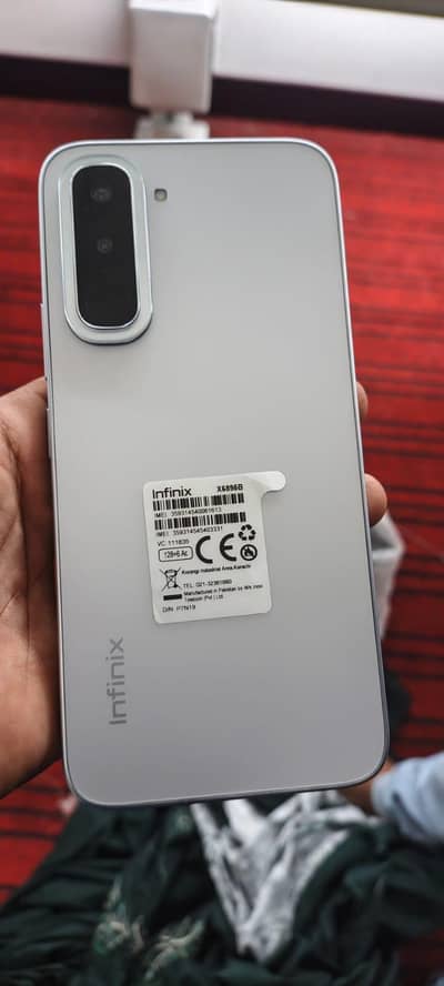 Infinix hot 70. .   03259474184