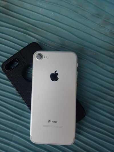 Apple iPhone 7
