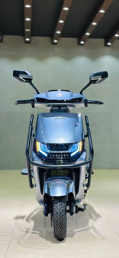 Eveon scooty Male & female scooty All brands available