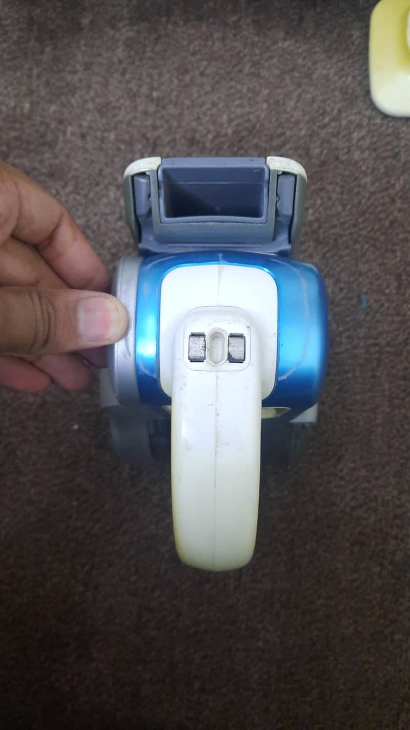 vacuum cleaner 5