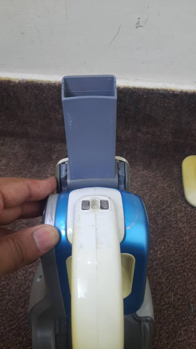 vacuum cleaner 6