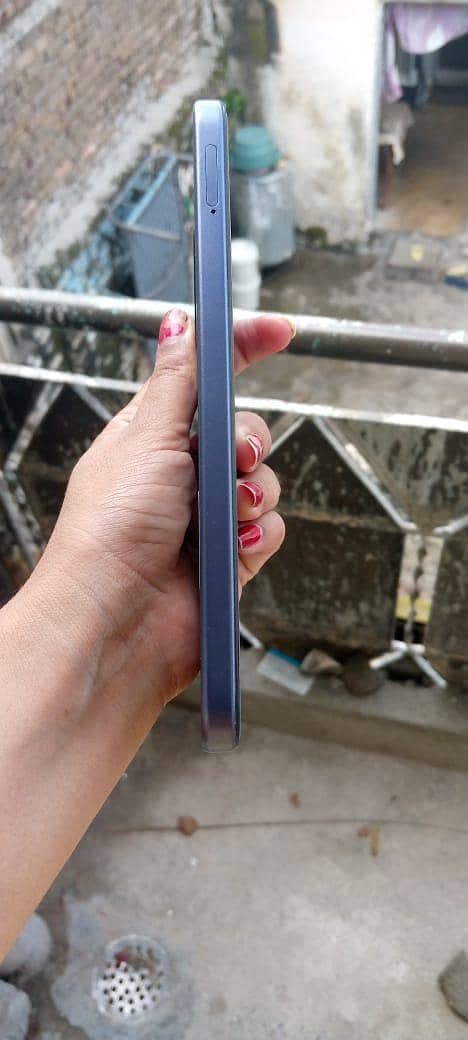 OPPO A6k 3