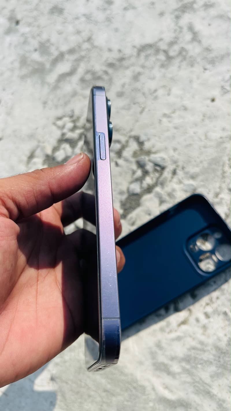Apple iPhone 14 Pro Max 5