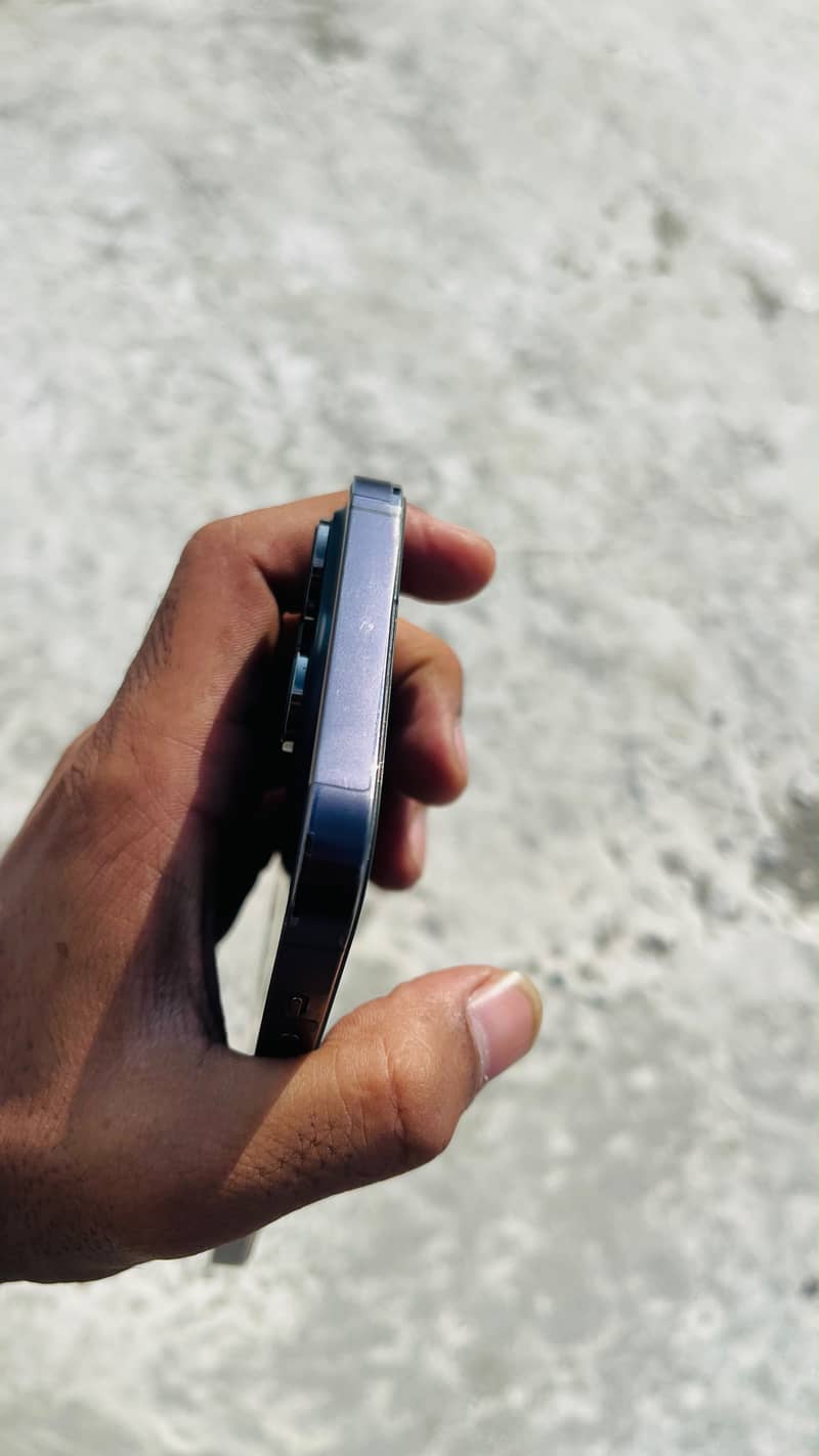 Apple iPhone 14 Pro Max 7