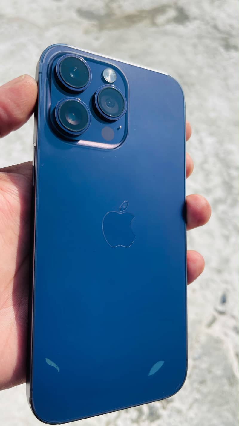 Apple iPhone 14 Pro Max 8