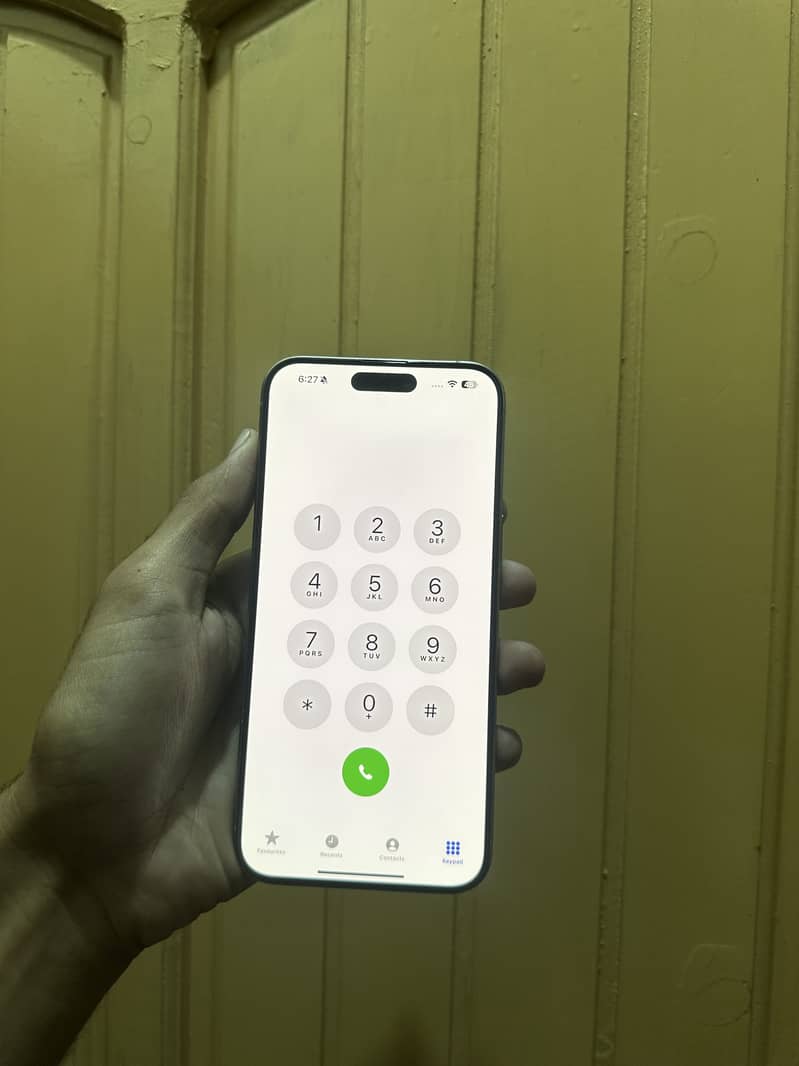 iPhone 15 Pro Max 256 2