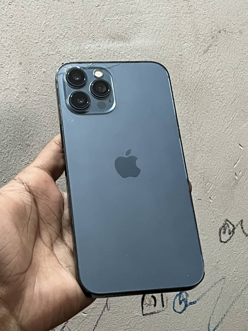 Apple iPhone 12 Pro Max 3
