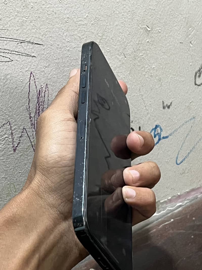 Apple iPhone 12 Pro Max 6