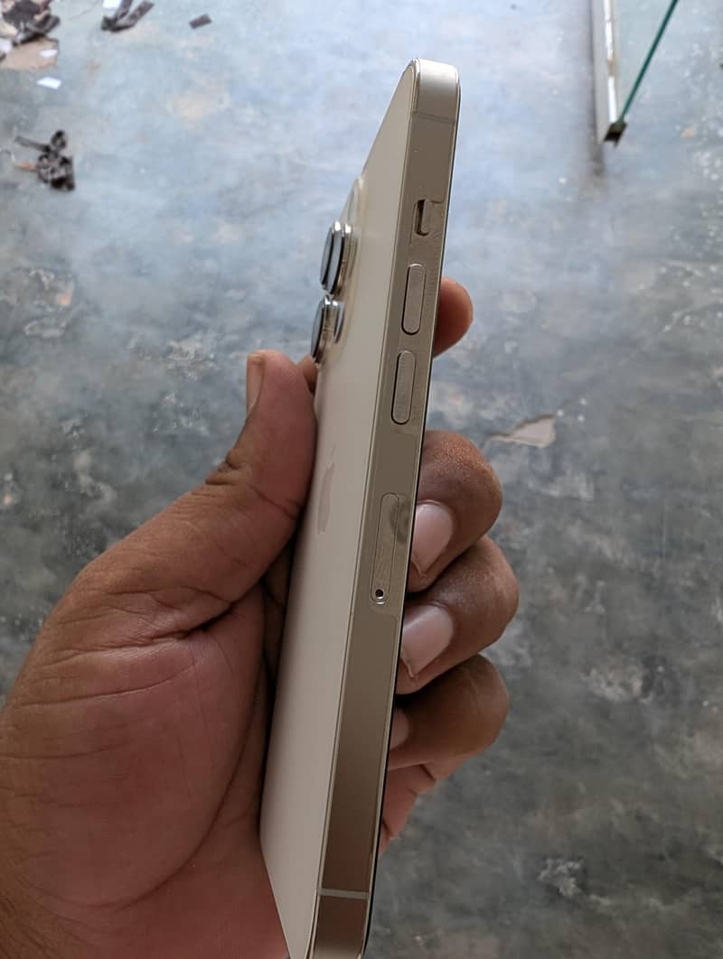 Apple iPhone 13 Pro 3