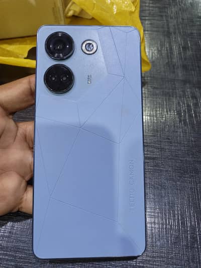 Tecno CAMON 20