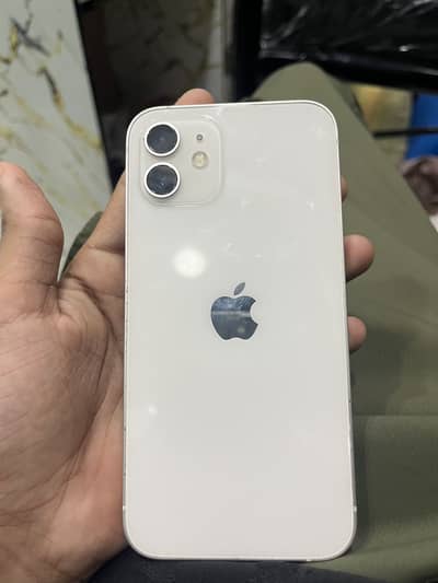 Apple iPhone 12