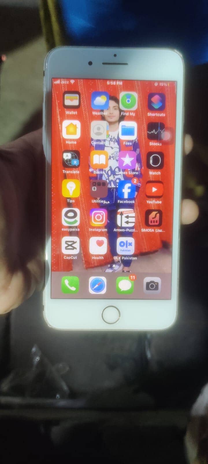 Apple iPhone 7 Plus 0