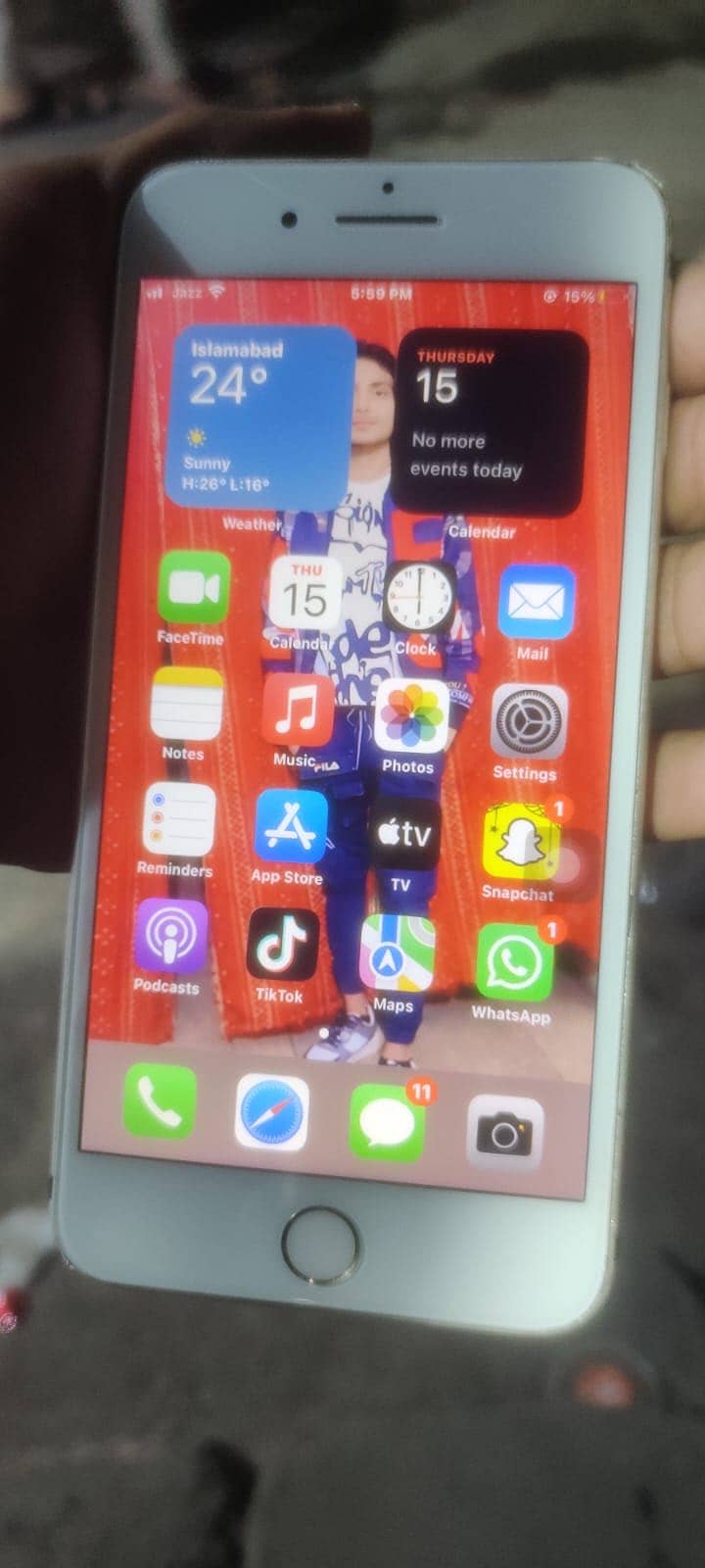 Apple iPhone 7 Plus 2
