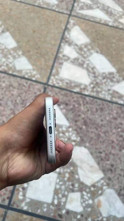 Apple iPhone 17 Pro Max(New With box and cabla)