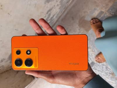 Infinix Note 30 8/256 box charger available