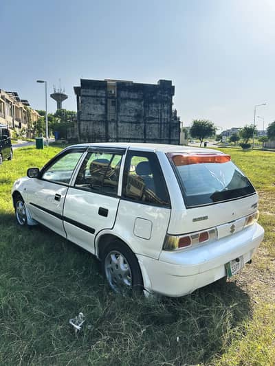 Suzuki Cultus VXRi 2011