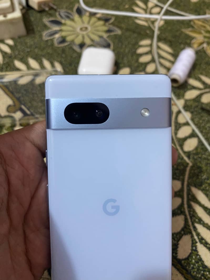 Google Pixel 7a 1