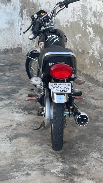 Honda 125s 2019 model 21 ka Nbr good condition 2026 gold edition inst