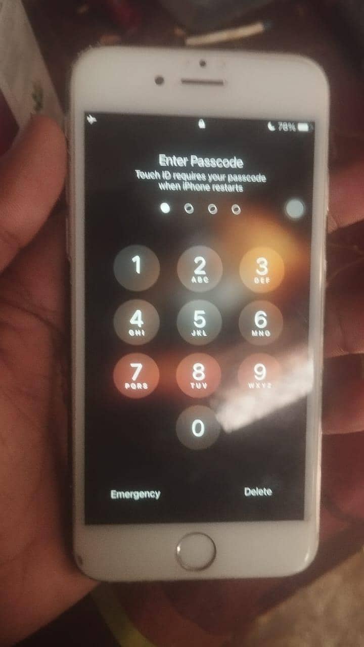 Apple iPhone 6S 1
