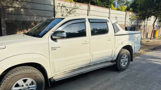 Toyota Hilux 2014