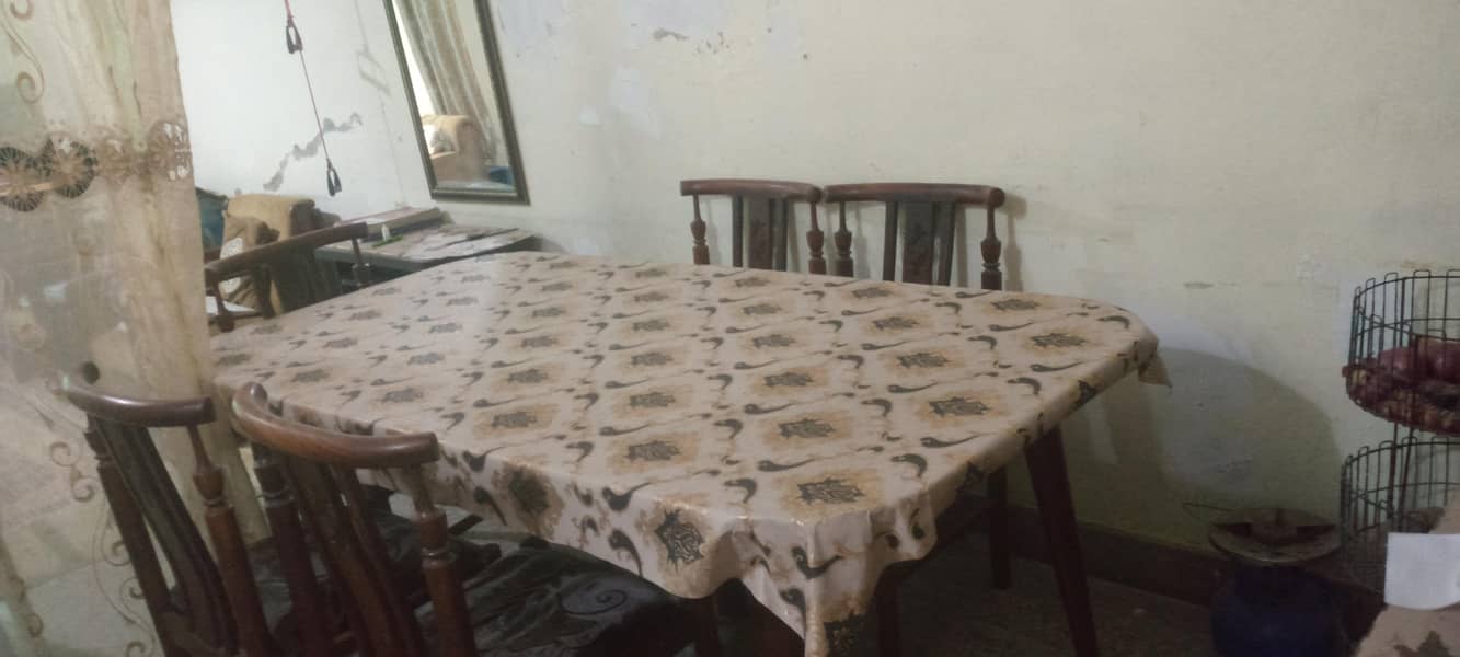 Dining table 8
