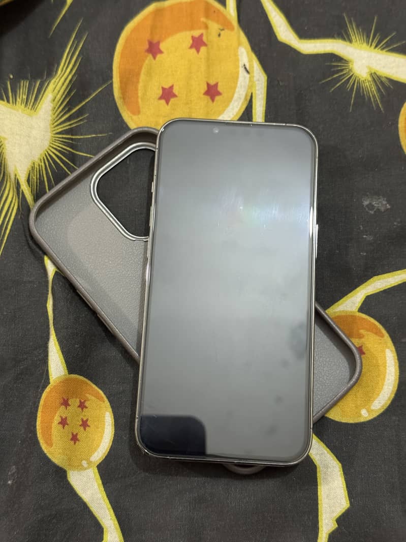 Apple iPhone 13 Pro 2