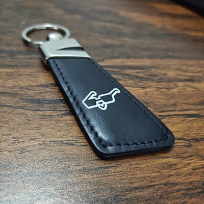 100% Leather Cool Glasses Keychain