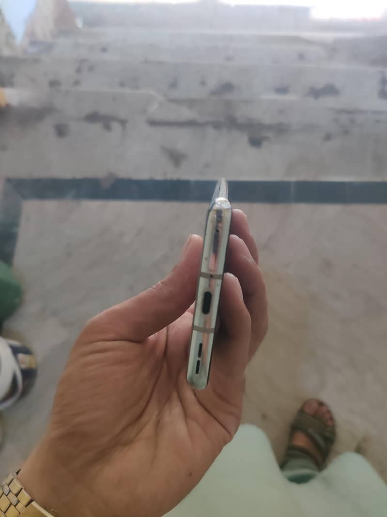 One Plus 8 11