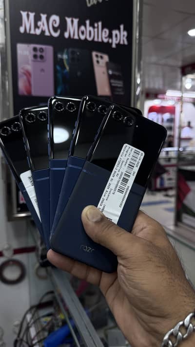 PTA APPROVED Motorola Razr 60 8/256gb BEST PRICE AVAILABLE NOW