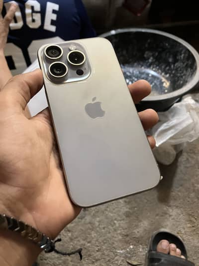Apple iPhone 15 Pro