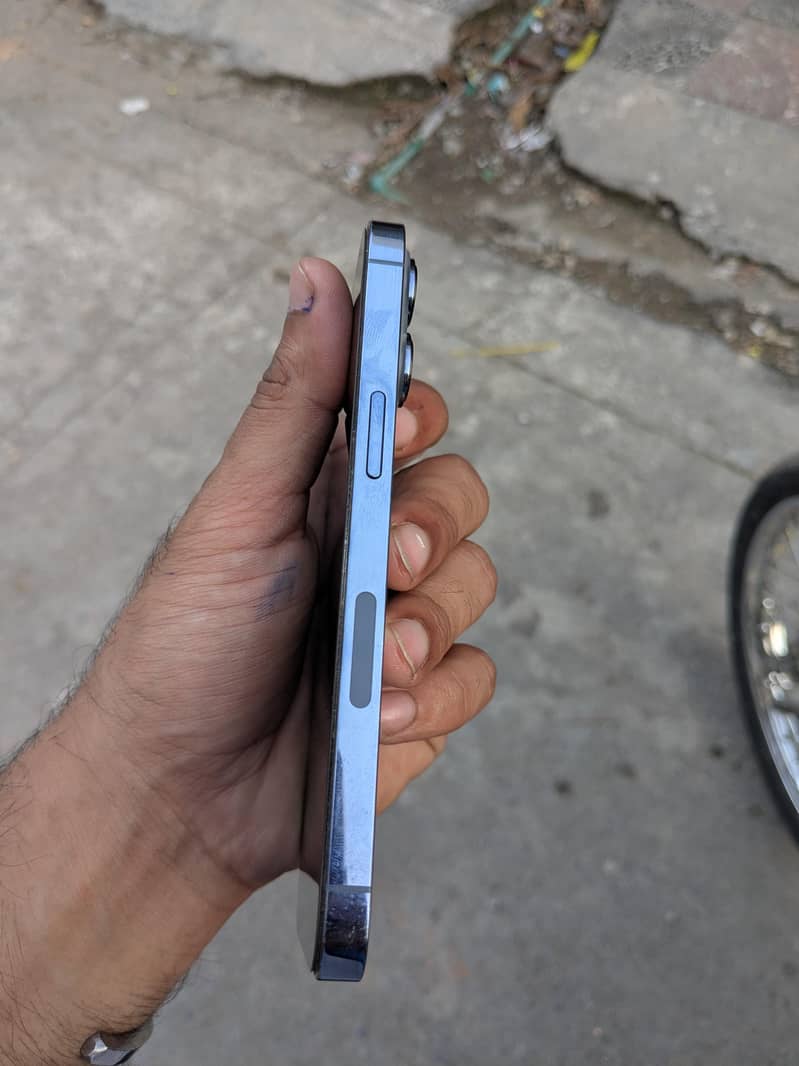 Apple iPhone 13 Pro 5