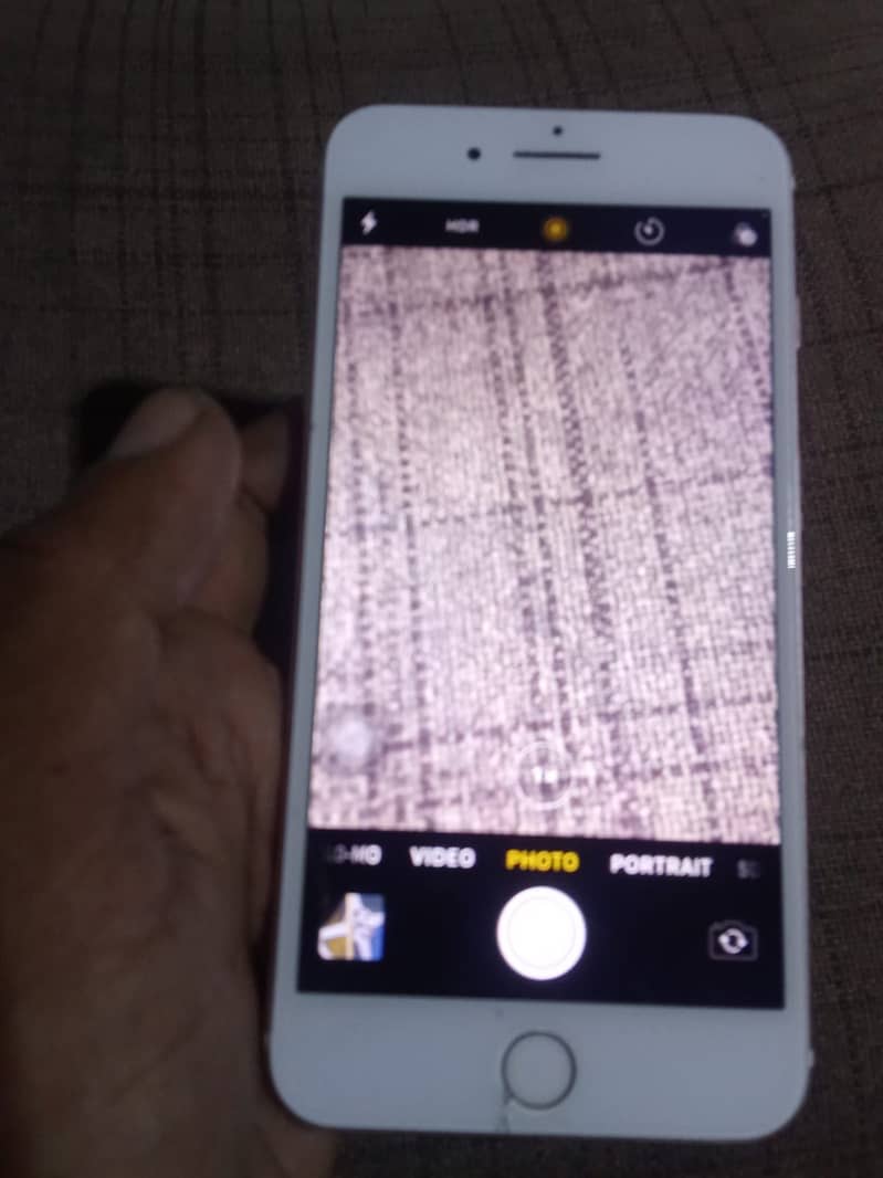 Apple iPhone 7 Plus 3